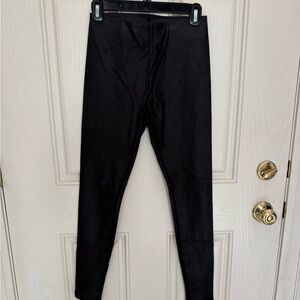 ALO YOGA textured leggings